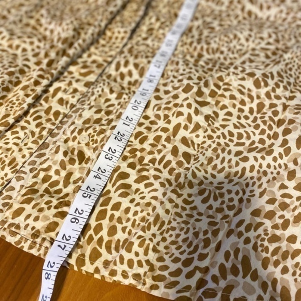 D & Co. Women's Plus Leopard Button Down Shirt - Picture 7 of 7